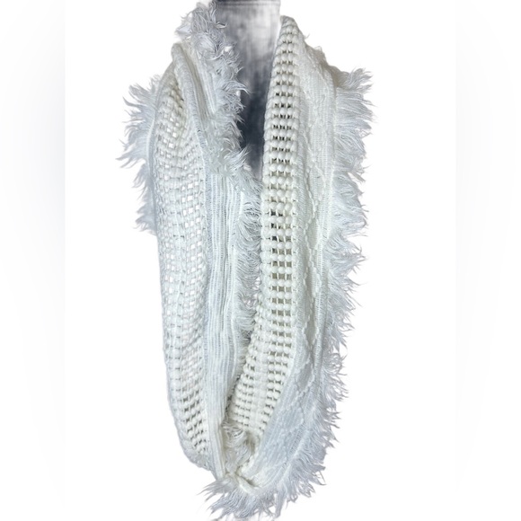 NWT Capelli of New York  infinity scarf - Picture 2 of 4